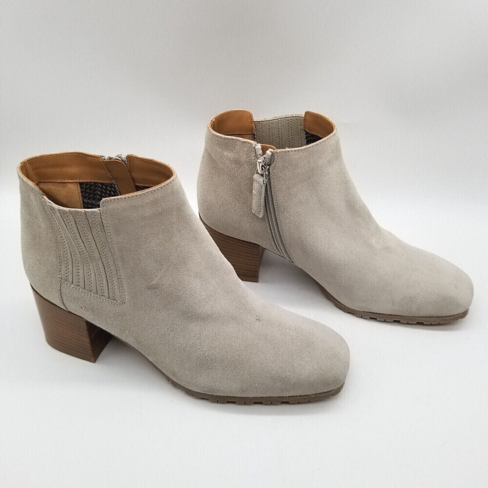 Aquatalia Grey Charlotte Suede Weatherproof Boots/Booties Size 7‎ M